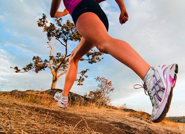 Иллюстрации бегающих в марафоне