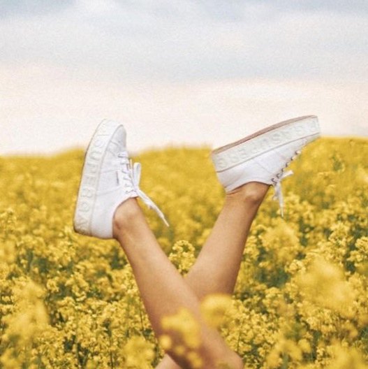 Привет лето надпись