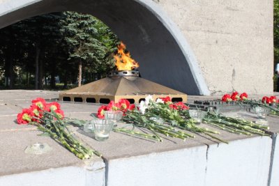 Памятник вечный огонь в Архангельске