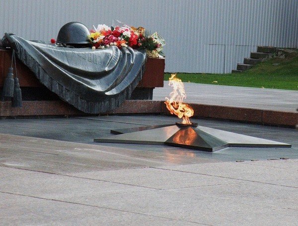 Вечный огонь Петербург