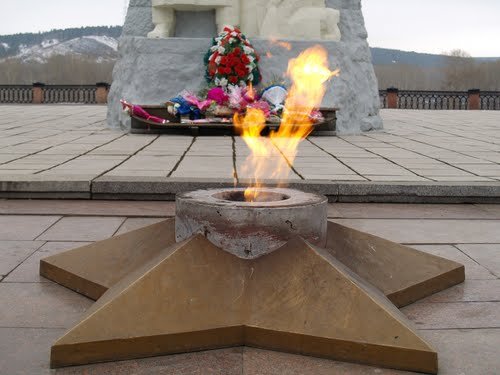 Памятник вечный огонь Кемерово