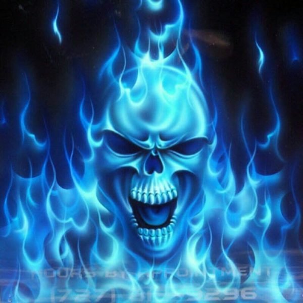 Огненный череп