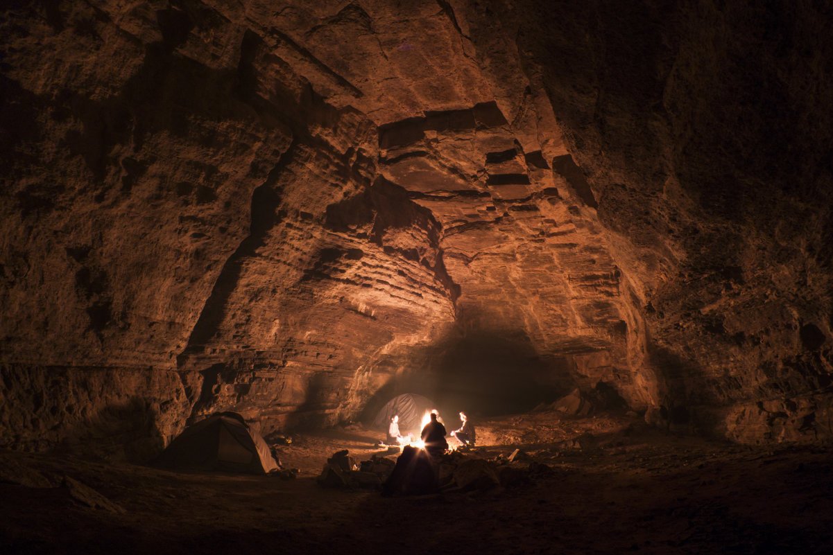 Пещера нати. Пещера КИТУМ. Пещера Графский грот. Пещера Харрисонс-Кейв. Пещера Дзудзуана.