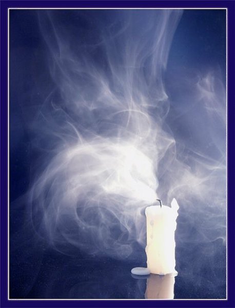 Погасшая свеча