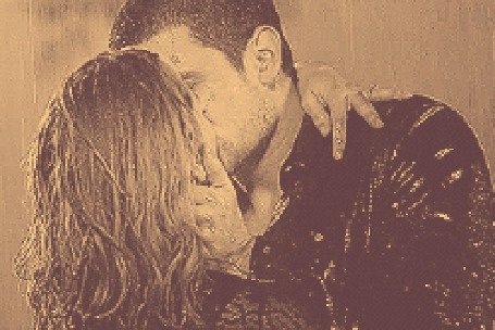 Девушка и парень анимация