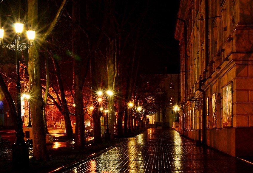 Вечер улица фонарь