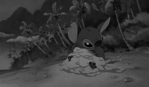 Гиф грусть Стич