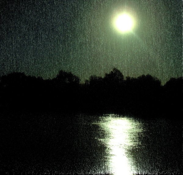 Ночь Луна дождь