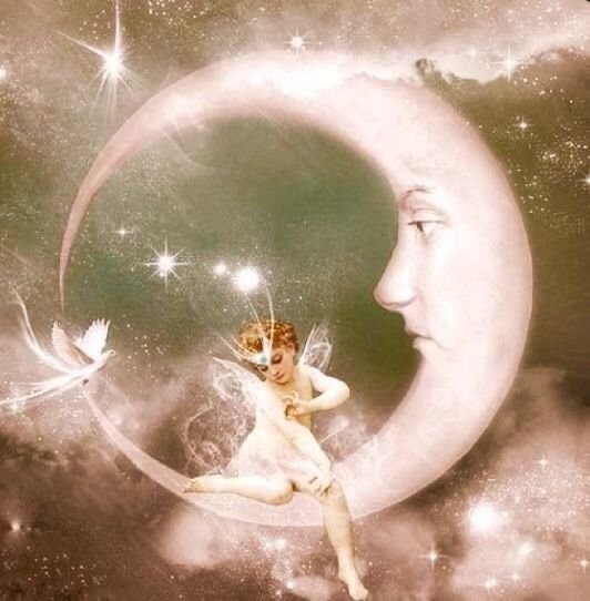 Сказочные существа феи на Луне