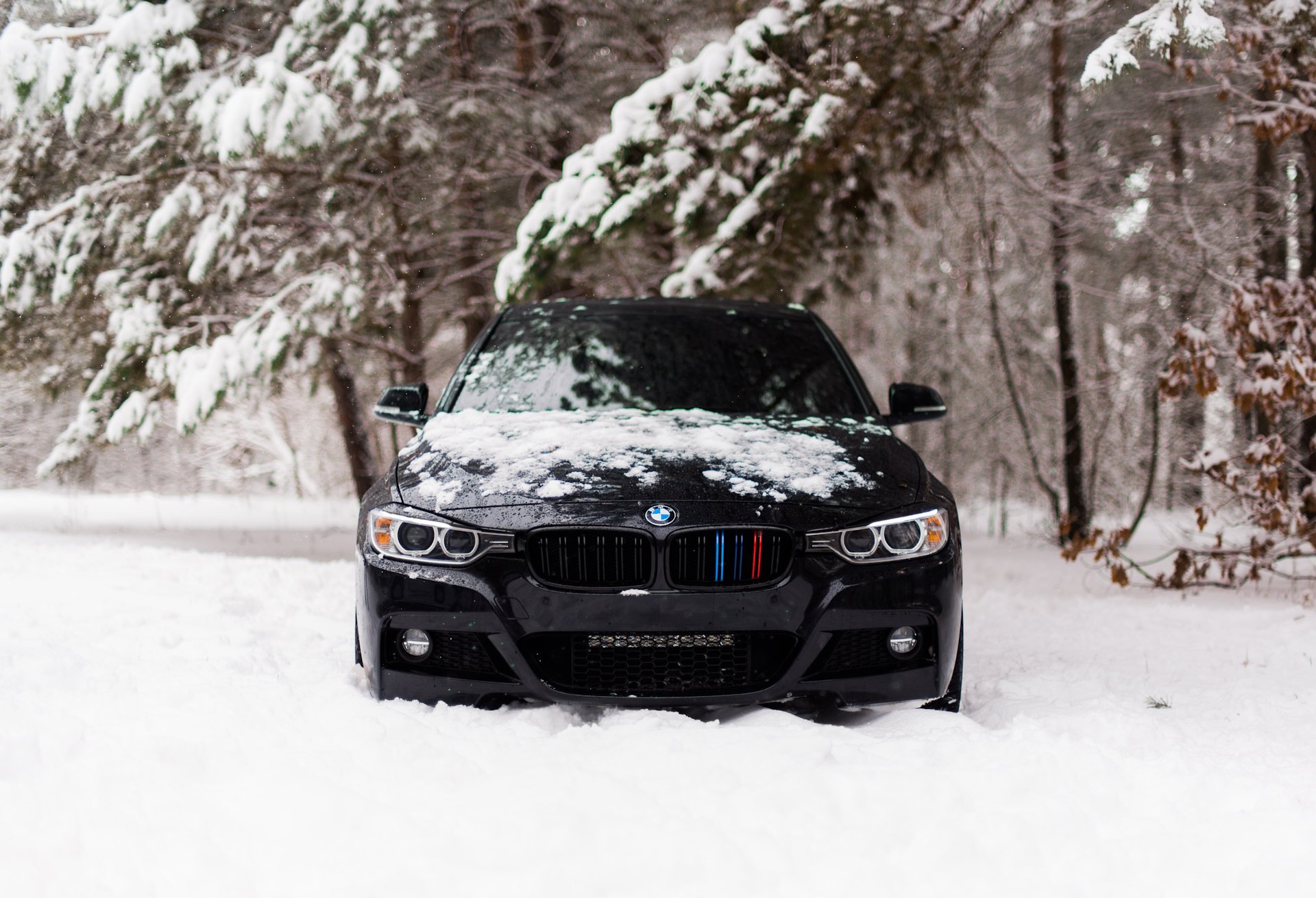 М5 зима. BMW f30 зима. BMW 5 f30 зима. BMW m3 зима. БМВ м5 ф90 зимой.