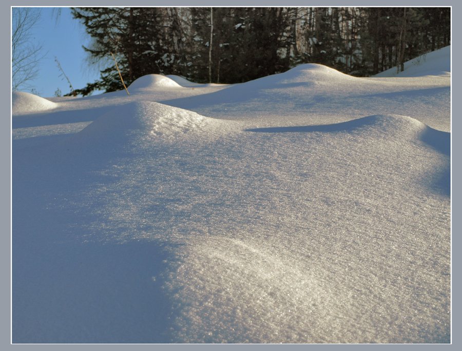 Зачем земле снег. Покрыто снегом. Белое покрывало снега. Снежное одеяло. Земля покрытая снегом.