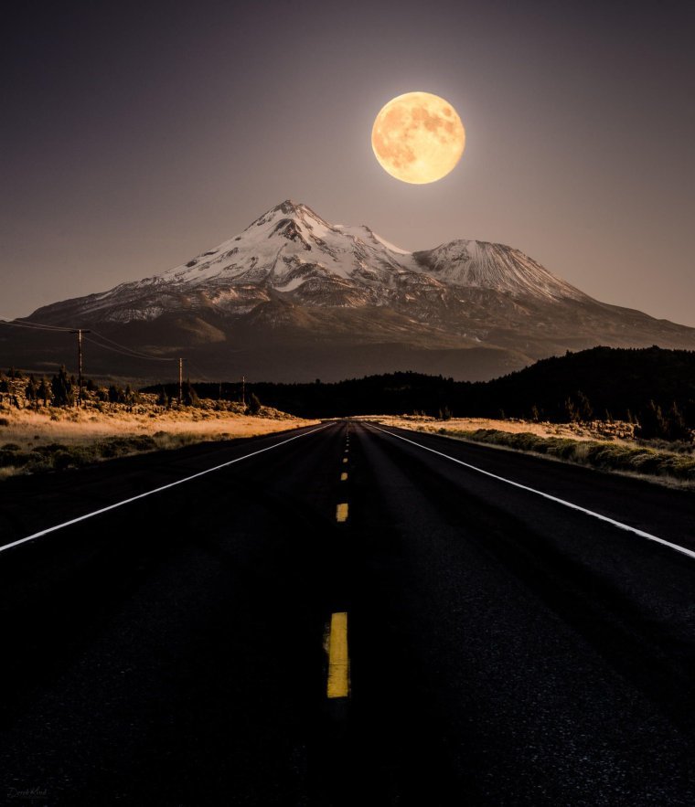 Дорога на луну песня. Дорога к Луне. Лунная дорога.
