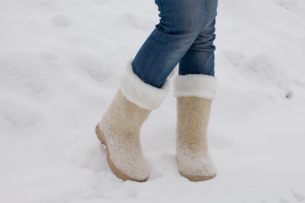 Ножки в зимних сапожках