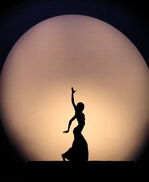 Танцующая при Луне