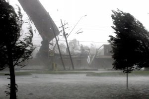 Ураганный ветер