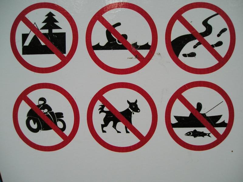 Что нельзя делать 6 апреля 2024 года. Запрещающие знаки. Запрещающие знаки в природе. Природоохранные знаки. Запрещающие Лесные знаки.