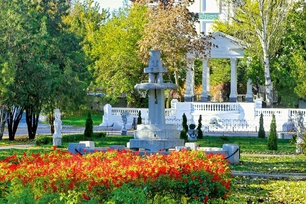 Центральный городской парк им а м Горького Ростов-на-Дону