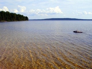 Озеро светлое Карелия