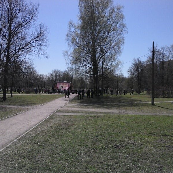 Пионерский парк Полюстрово