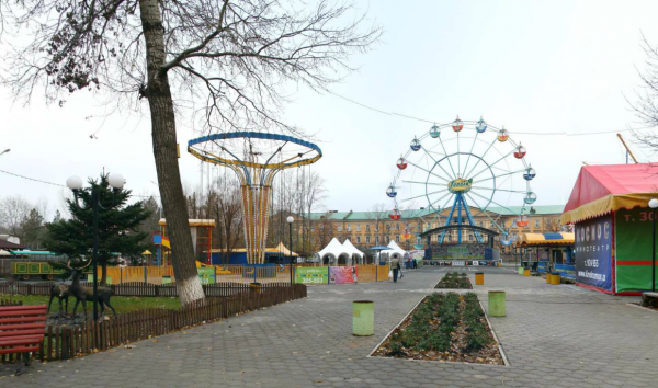 Парк тополя