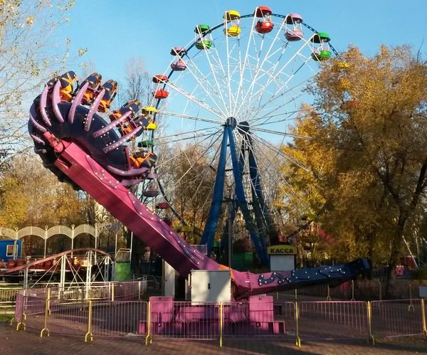 Парк Гагарина Новокузнецк аттракционы