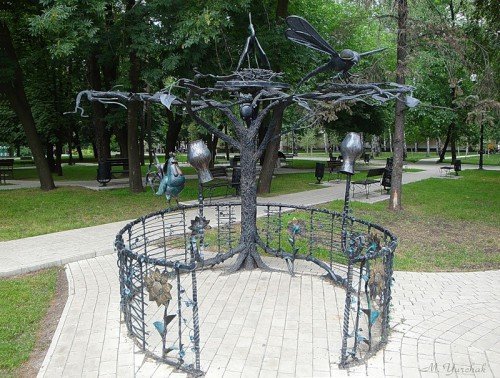 Парк кованых фигур Донецк