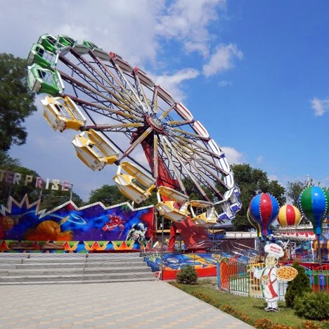 Парк развлечений 30-летия Победы Анапы