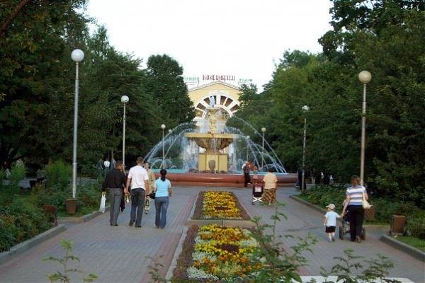 Комсомольский парк Череповец