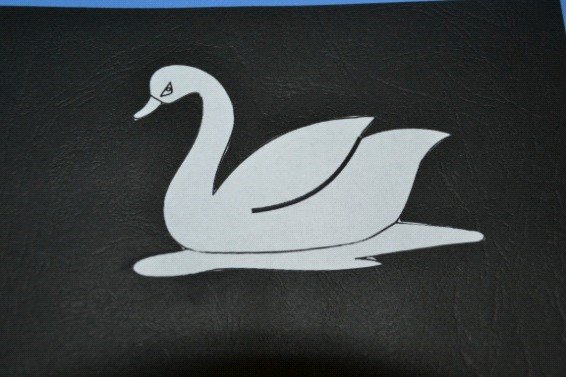 Аппликация лебедь
