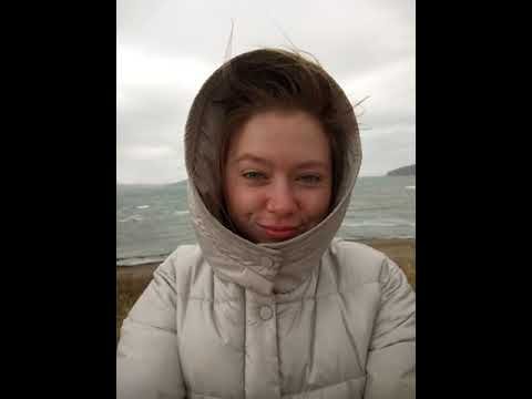 Лёгкий Бриз сдувает лицо