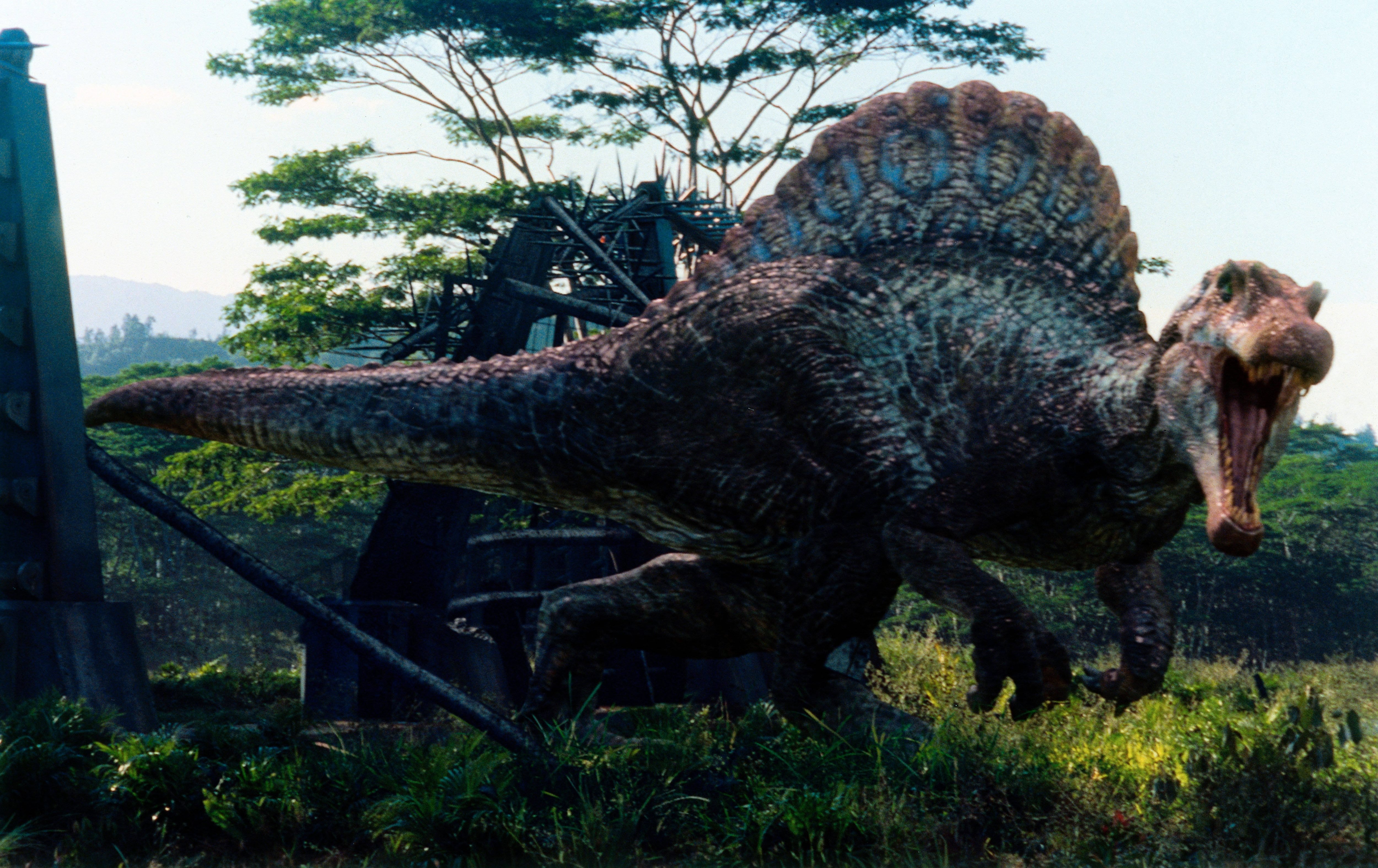 Сколько юрскому лет было. Спинозавр парк Юрского периода 3. Парк Юрского периода Спинозавр. Динозавр Спинозавр парк Юрского периода 3. Спинозавр мир Юрского периода 3.
