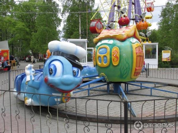 Парк аттракционов потешный двор в Архангельске