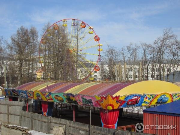 Петровский парк аттракционов Архангельск