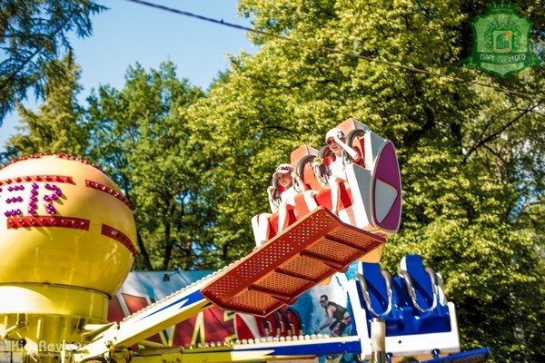 Горьковский парк Пермь аттракционы