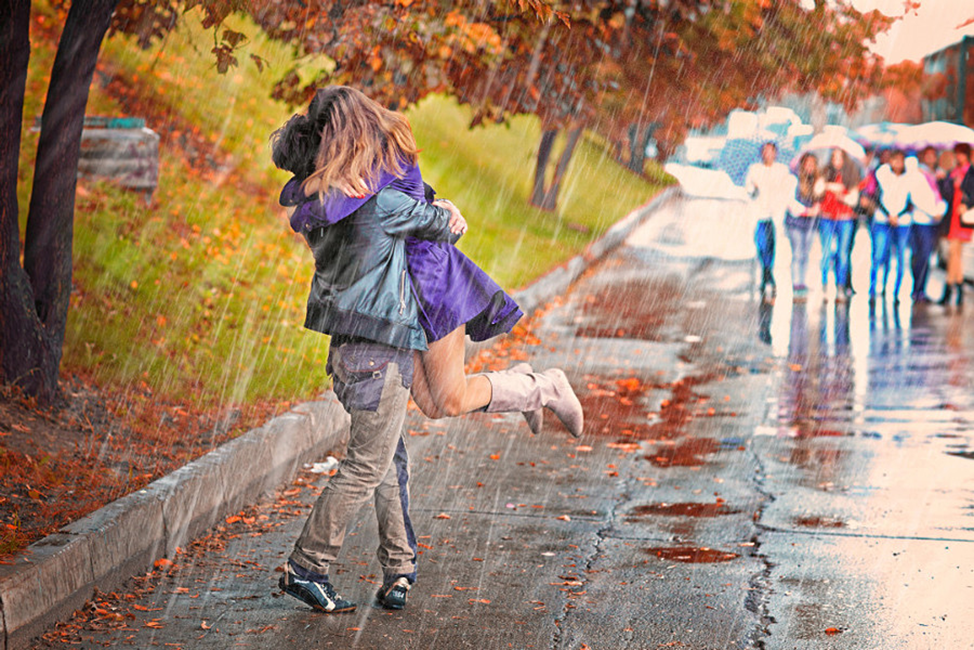 Осенняя прогулка. Прогулка под дождём. Осень дождь. Люди на улицах под дождем. Музыка девочка гуляет
