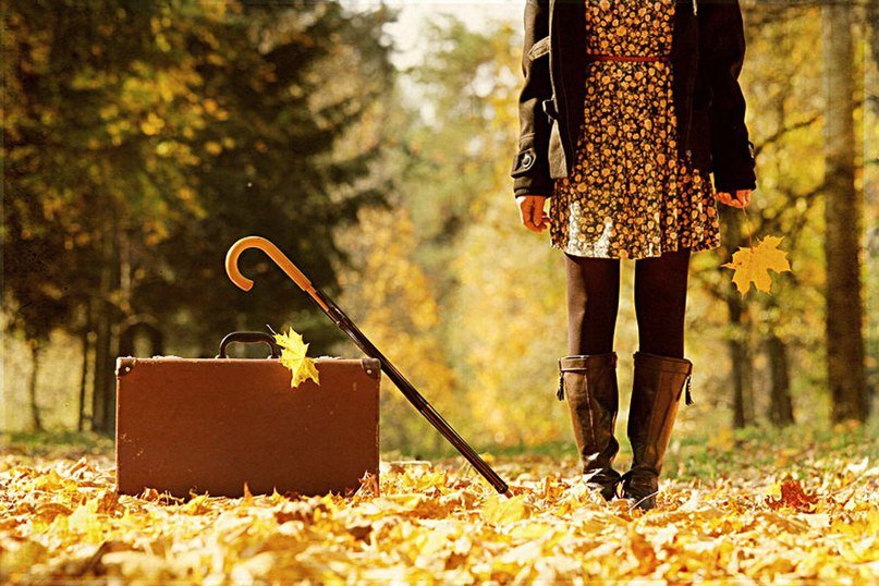 Главная роль осень. Осенняя прогулка. Женщина осень. Осенняя фотосессия. Прогулка в осеннем парке.