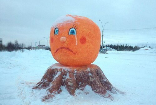 Колобок из снега