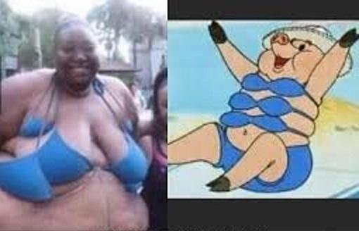 Свин в купальнике