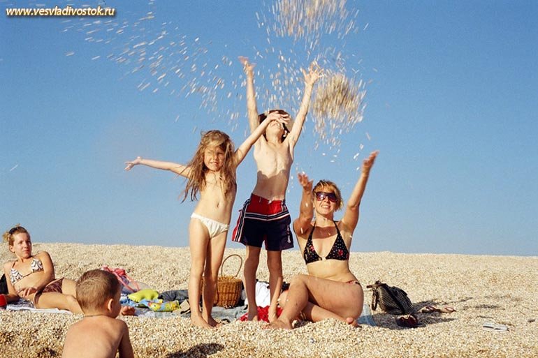 Семьи С Детьми На Нудистком Пляже