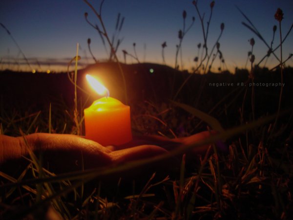 Свеча на закате