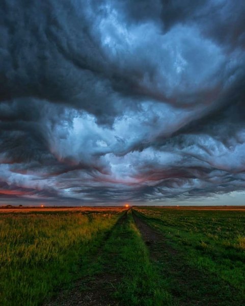 Undulatus asperatus облака