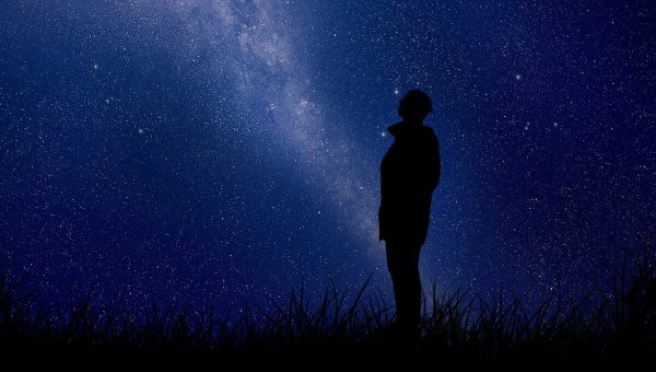 Человек под звездным небом