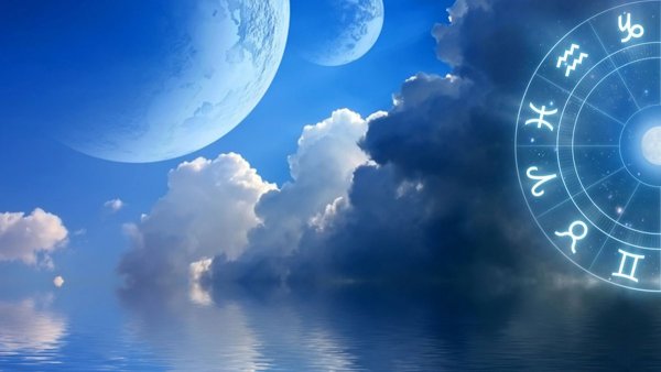 Звёздное небо с созвездиями и планетами