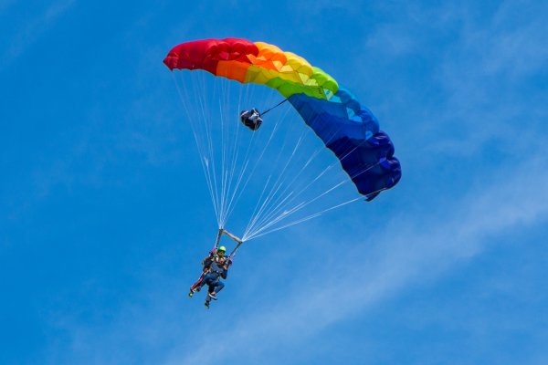 Тандем прыжок с парашютом Радуга Екатеринбург