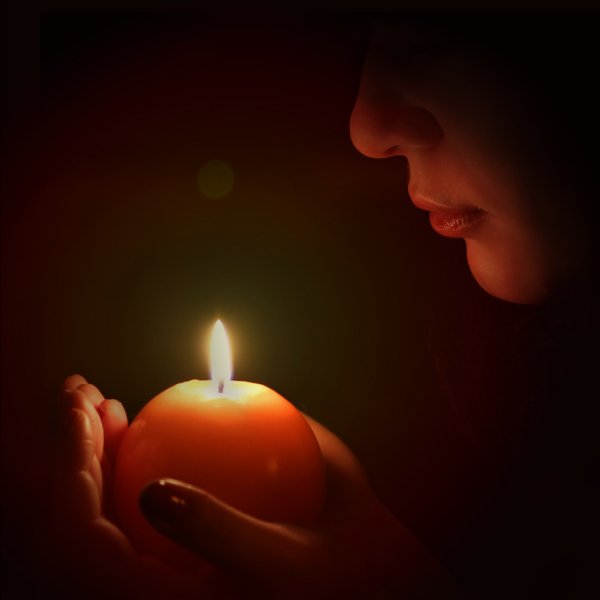 Светлая память небо