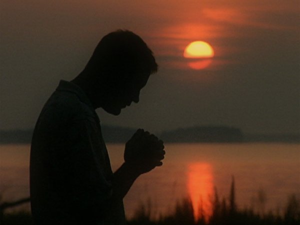 I Pray for you на девушке