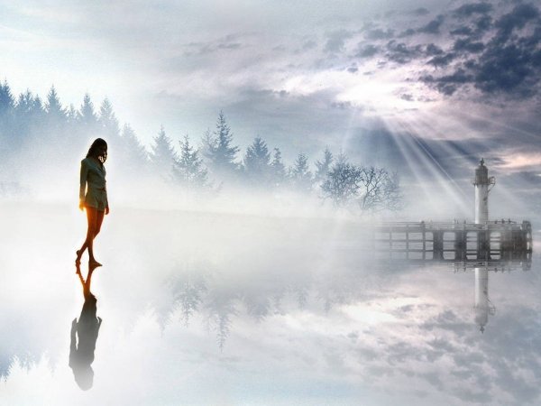 Человек на вершине горы