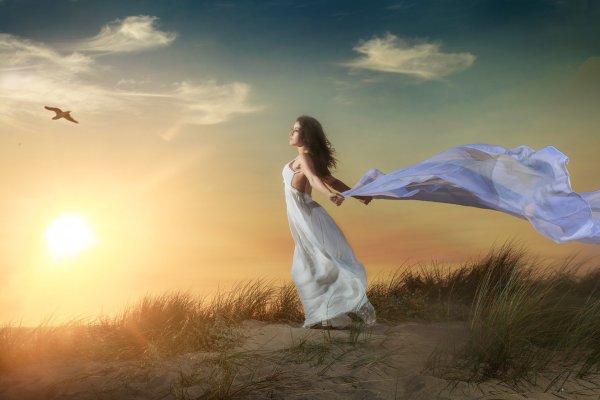 Девушка и небо