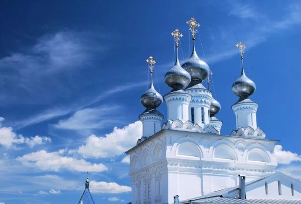 Храм голубое небо