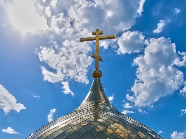 Крест на куполе